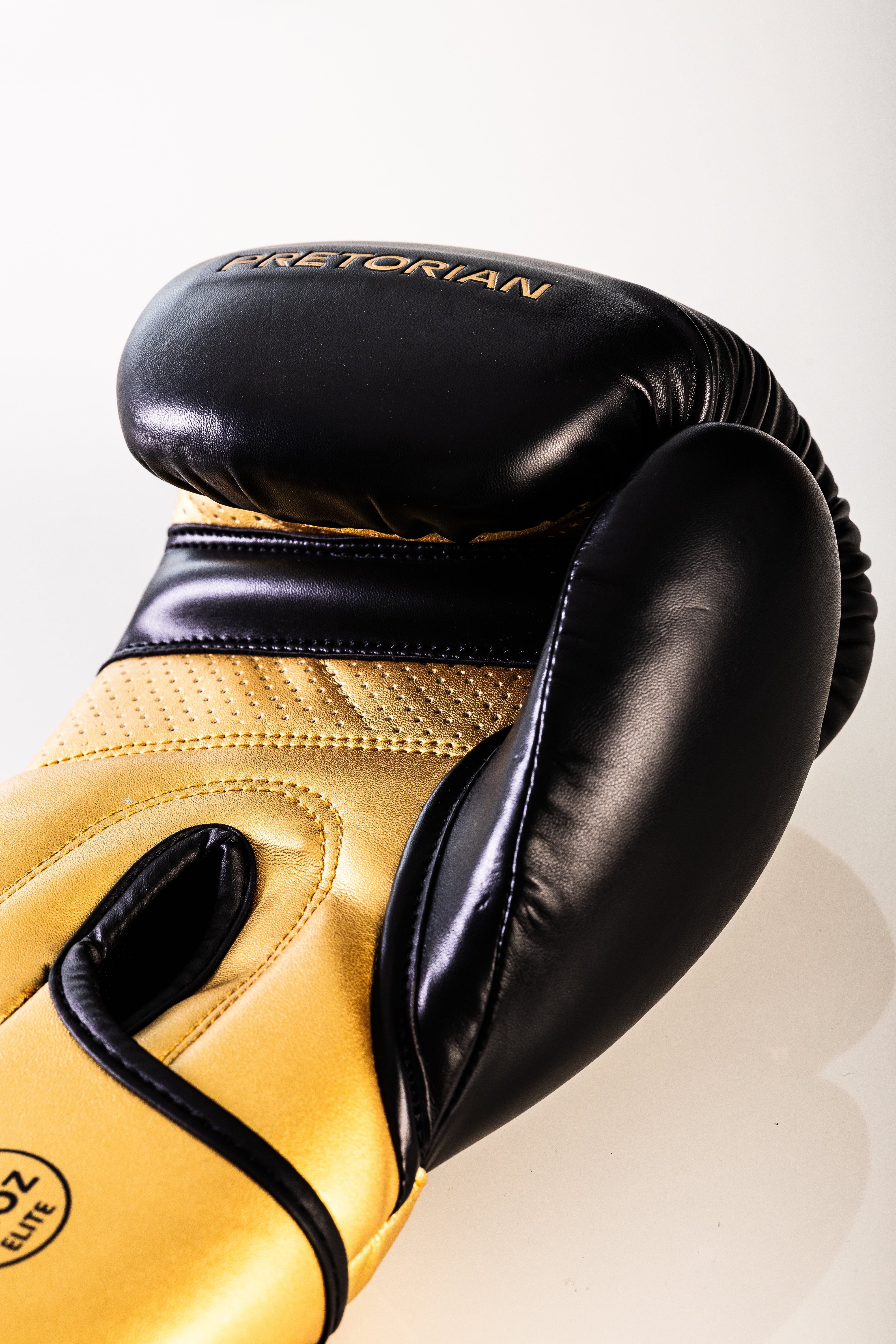 Kit Luva de Boxe e Muay Thai Elite Pretorian